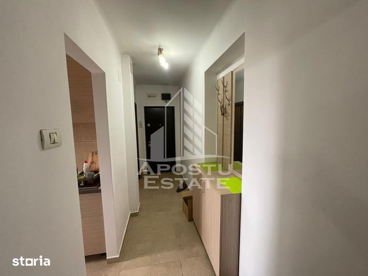 Apartament 2 camere semidecomandat, etajul 2, zona Dambovita - 3
