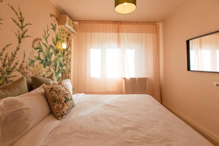 Apartament cu 3 camere semidecomandat, mobilat în Cișmigiu