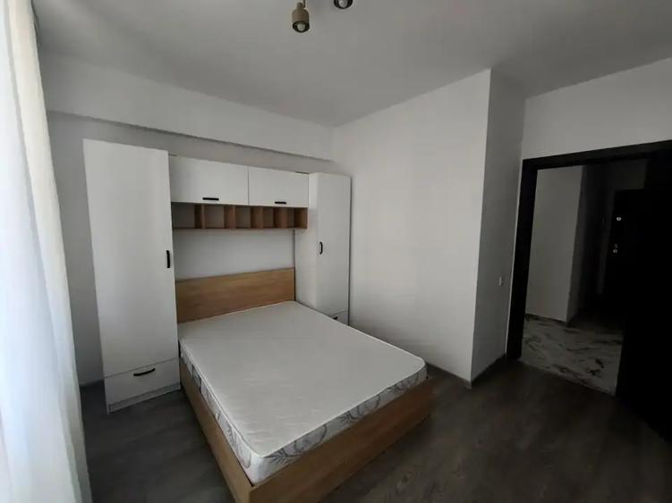 Apartament cu 3 camere decomandat, mobilat în Theodor Pallady