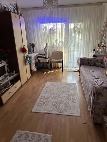 Apartament cu 2 camere decomandat în Mazepa 1
