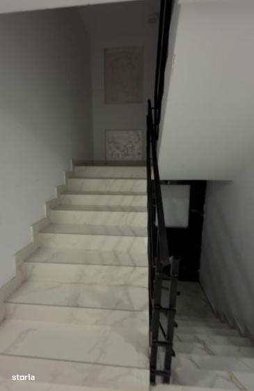 Apartament cu 3 camere în Prelungirea Ghencea