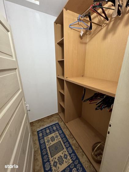 Casă cu 5 camere cu Teren 400 Mp în Titulescu