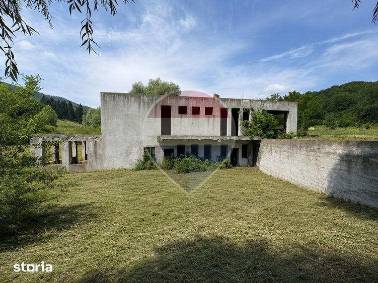 Spațiu comercial, de 400 mp, în Central