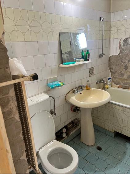 Apartament cu 3 camere decomandat în Zorilor