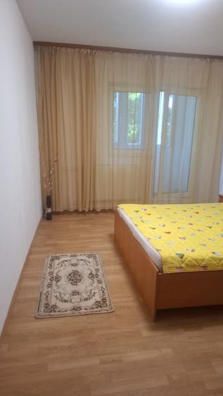 Apartament cu 2 camere semidecomandat în Tineretului