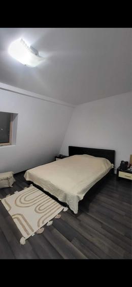 Apartament cu 3 camere decomandat în Vitan