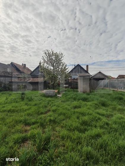 Casă cu 2 camere cu Teren 660 Mp în Mihai Viteazu
