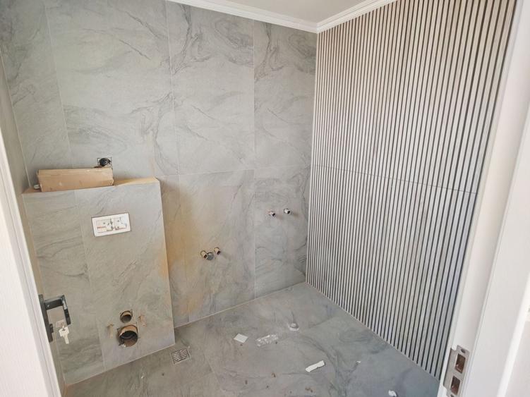 Casă cu 4 camere cu Canalizare în Becicherecu Mic