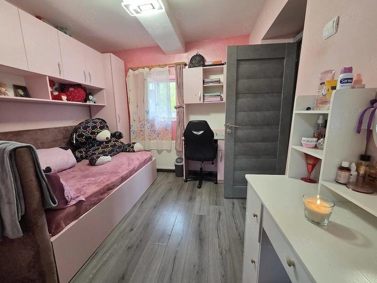Casă cu Teren 460 Mp în Mineri