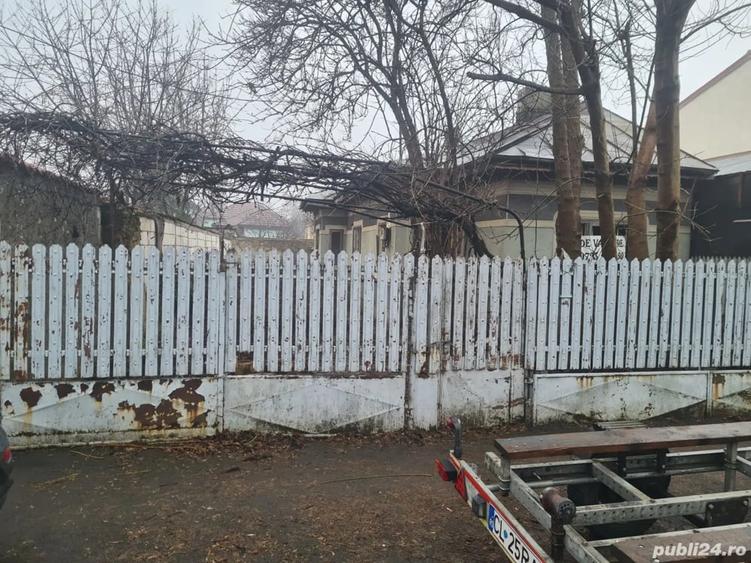 Teren de 400 mp, în Central