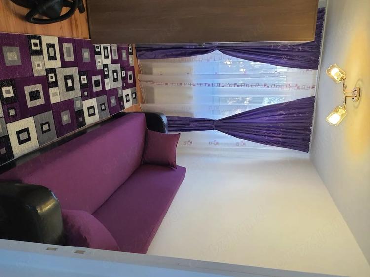 Apartament cu 3 camere semidecomandat în Autogară
