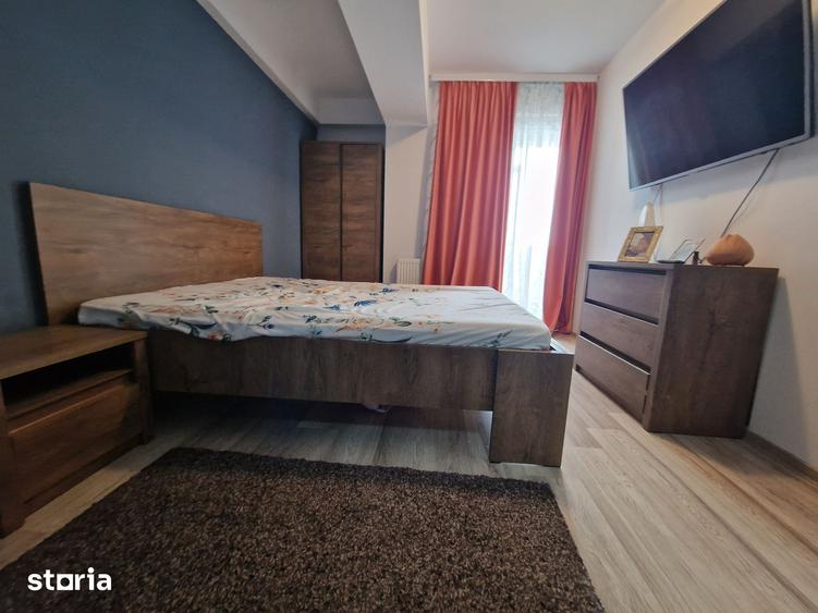 Apartament cu 3 camere semidecomandat în Gara