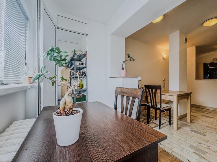 Apartament cu 2 camere decomandat, mobilat în Mărăști