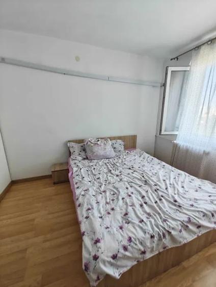 Apartament cu 3 camere decomandat, mobilat în Pantelimon
