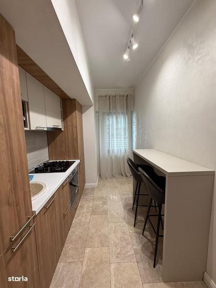 Apartament cu 2 camere decomandat în Breazu