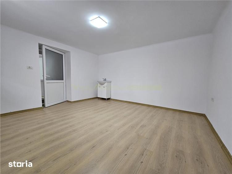 Spațiu comercial, de 80 mp, în 13 Decembrie