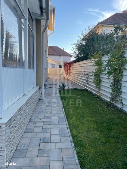 Casă cu 4 camere în Calea Dumbrăvii