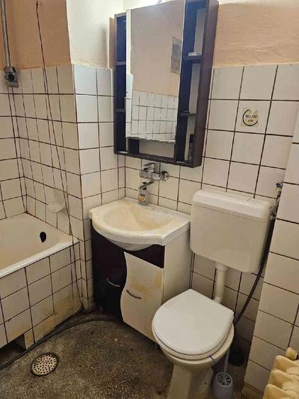Apartament cu 2 camere decomandat în Elisabetin