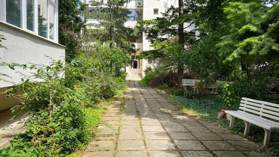 Apartament cu 2 camere, mobilat în Universitate