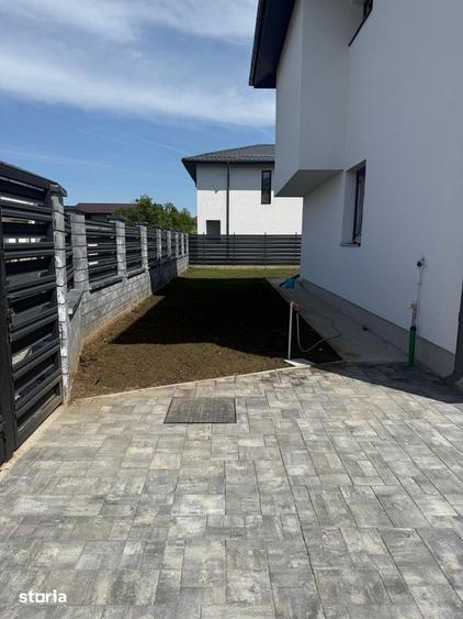 Casă cu 4 camere cu Teren 400 Mp în Cernica