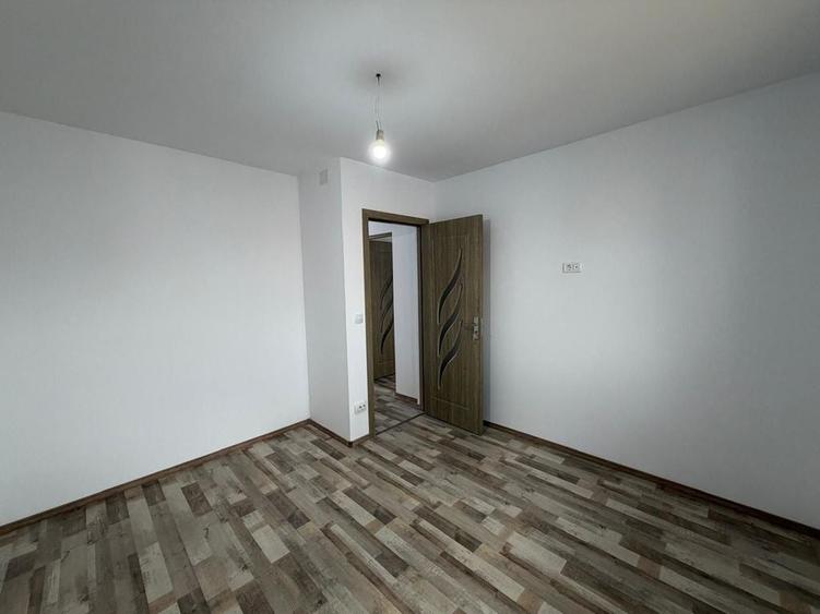 Casă cu 4 camere cu Teren 253 Mp în Central