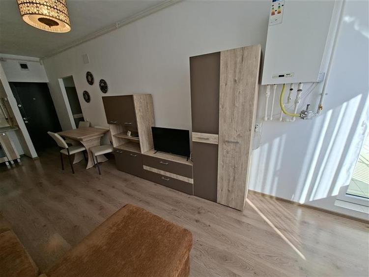 Apartament cu 2 camere circular, mobilat în Iris