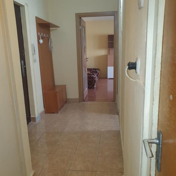 Apartament cu 2 camere decomandat în Colentina