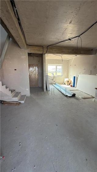 Duplex cu 4 camere cu Teren 300 Mp în Moșnița Nouă