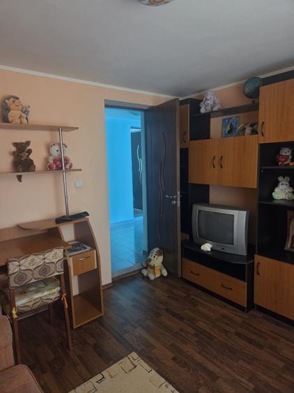 Casă cu 4 camere în Țipărești