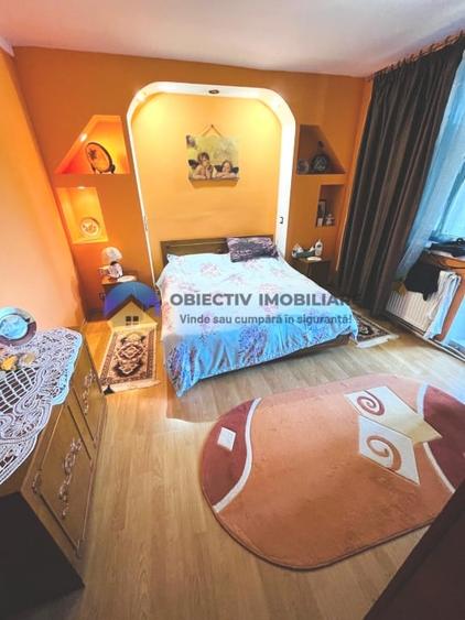 Apartament cu 4 camere decomandat, mobilat în Dărmănești