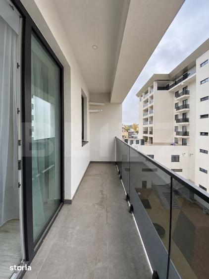 Apartament cu 3 camere semidecomandat în Obcini