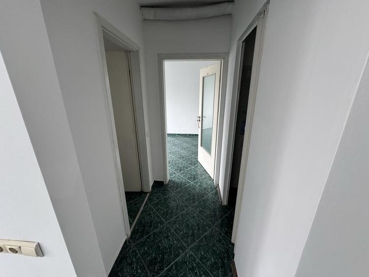 Spațiu comercial, de 60 mp, în Hărmanului