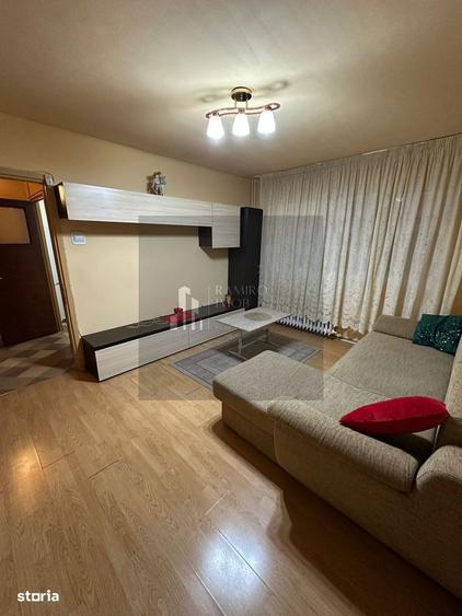 Apartament cu 2 camere semidecomandat în Berceni — fotografia 1