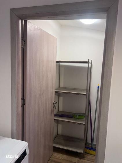 Garsonieră decomandată în Craiovița Nouă
