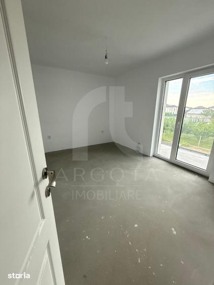 Casă cu 4 camere cu Teren 302 Mp în Mărăcineni