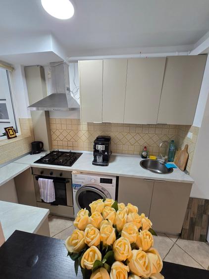 Apartament cu 2 camere semidecomandat în P-ța Amzei