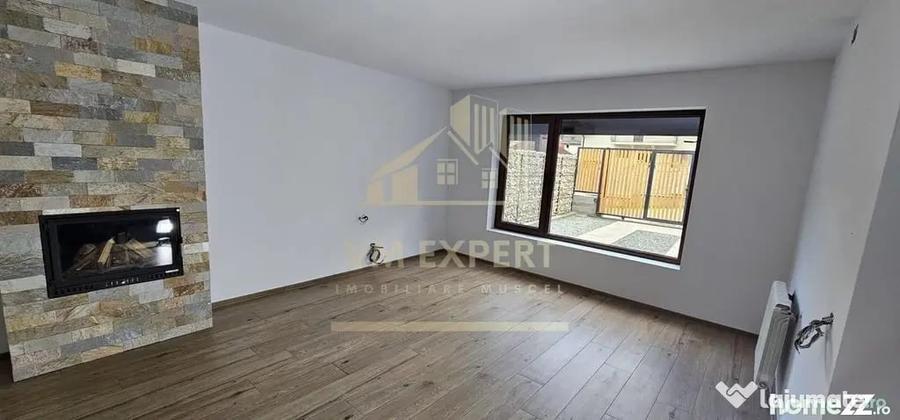 Casă cu 4 camere cu Teren 177 Mp în Rucăr