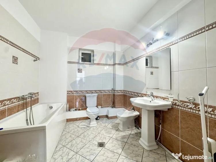 Casă cu 6 camere cu Teren 180 Mp în Giulești