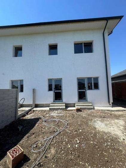 Duplex cu 5 camere cu Teren 250 Mp în Bragadiru