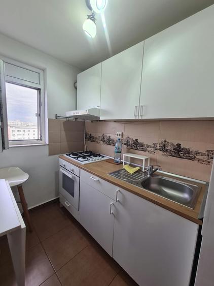 Garsonieră decomandată în Basarabia