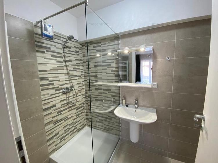 Apartament cu 3 camere semidecomandat în Gheorgheni