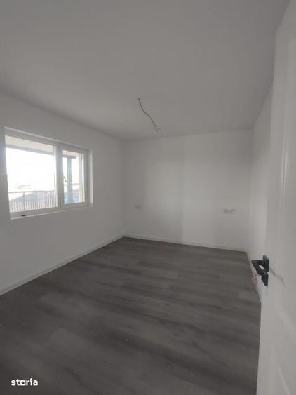Casă cu 3 camere în Ciurbești