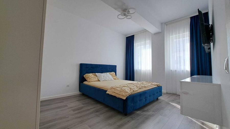 Apartament cu 3 camere decomandat în Central