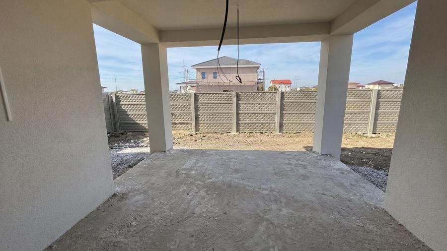 Duplex cu 4 camere cu Canalizare în Moșnița Nouă