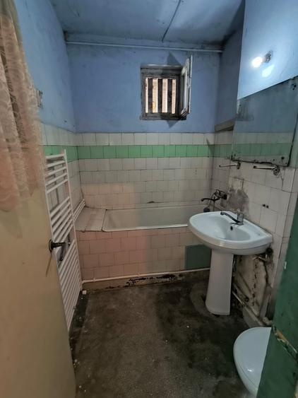 Apartament cu 2 camere semidecomandat în Exterior Vest