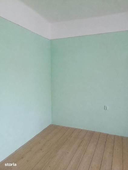 Casa de vanzare cu teren generos in Valea lui Mihai - 1