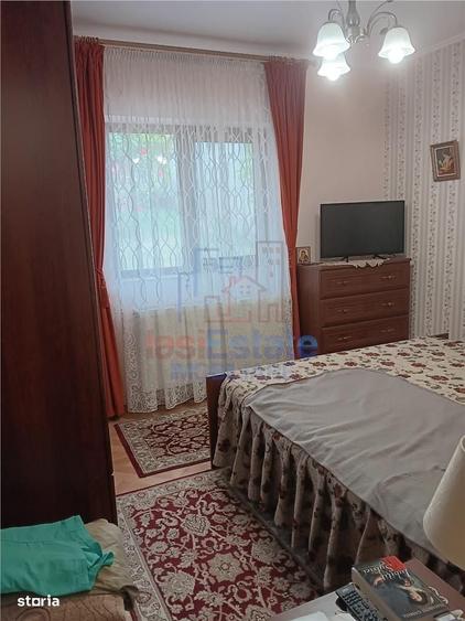 Casă cu 4 camere în Rediu
