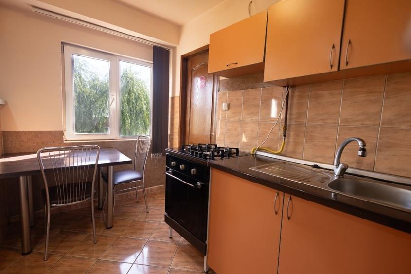 Apartament cu 2 camere decomandat în Dâmbovița
