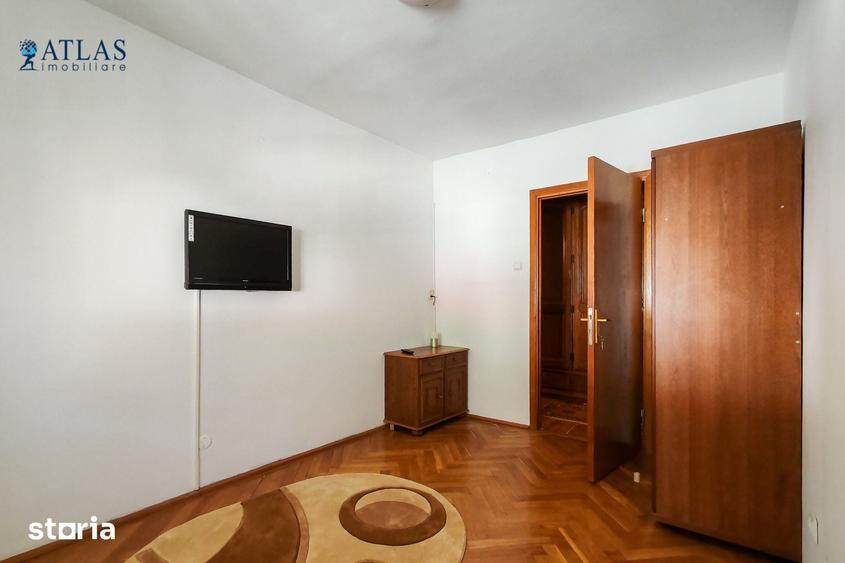 Apartament cu 3 camere decomandat în Valea Cetății