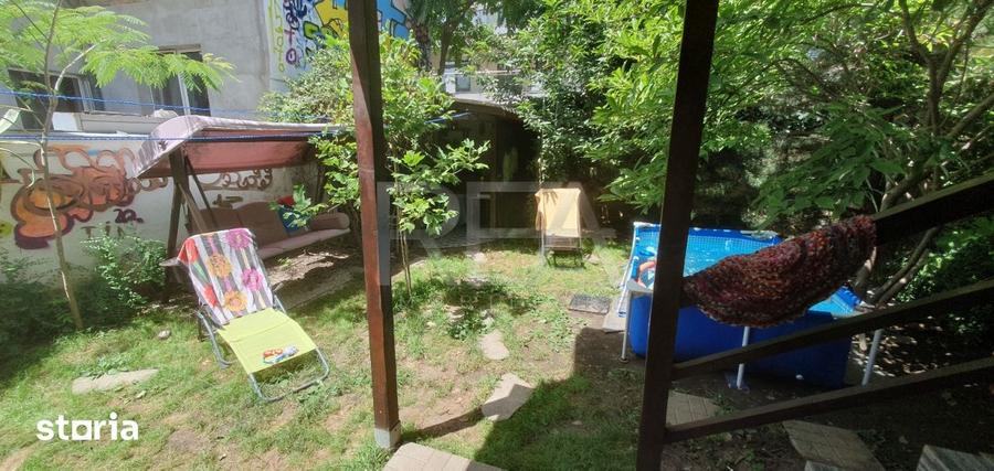 Casă cu 7 camere cu Teren 328 Mp în Dristor